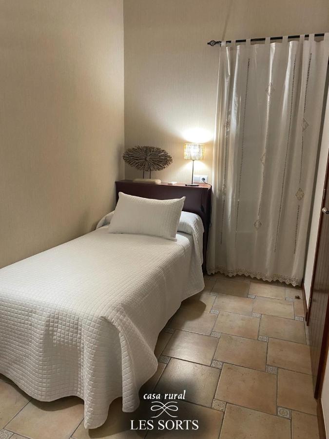 Casa Rural Les Sorts Rosell Ngoại thất bức ảnh